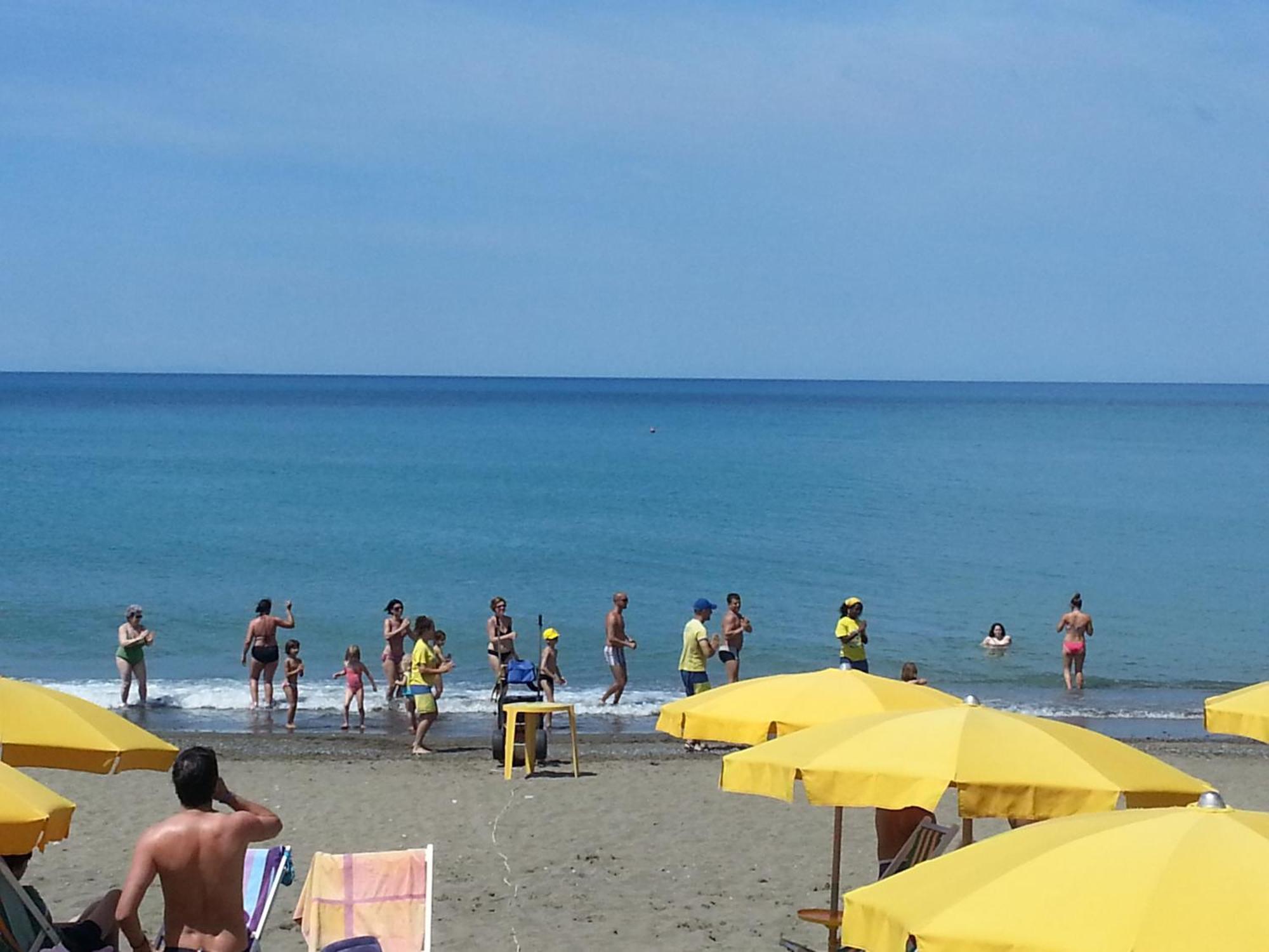 Camping Casa Di Caccia Marina Di Bibbona Exterior photo