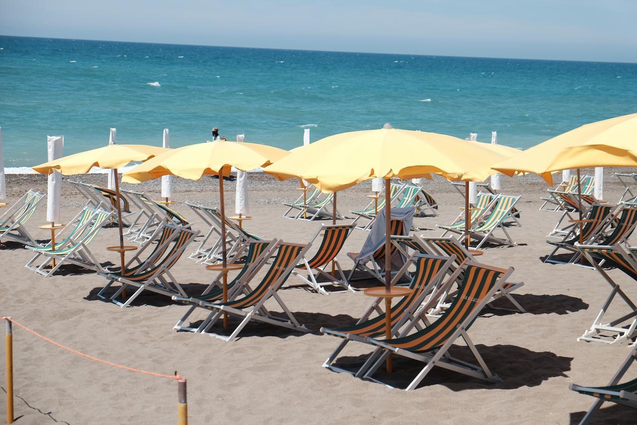 Camping Casa Di Caccia Marina Di Bibbona Exterior photo